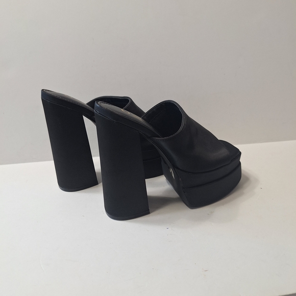 Olivia Black Whimsygoth Witchy Goth Edgy Slip-On Platform Chunky Heels Size 5.5 - Picture 5 of 14